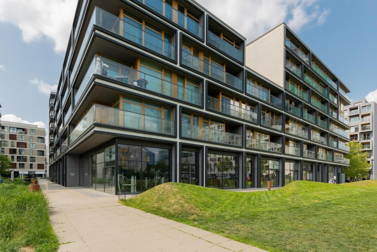 Cozy & Sunny For 4 Guests Kolejowa By Renters Warschau